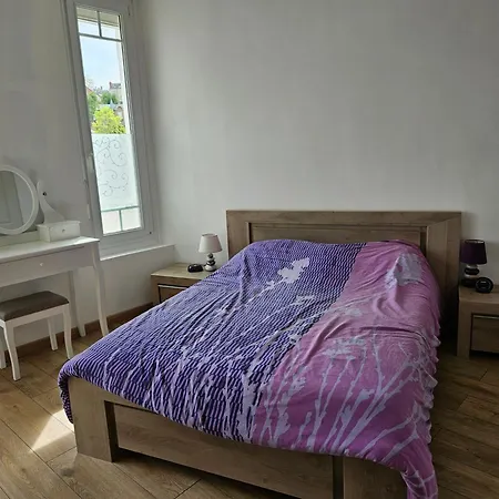 Privat bolig Pleine De Charme Face A La Muraille Romaine Et Face A La Cathedrale *